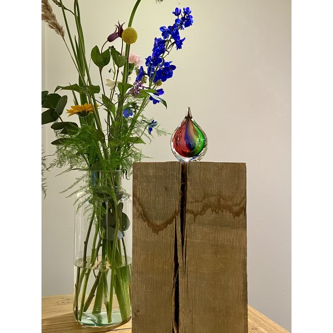 Prachtig gekleurde leerdamse druppel