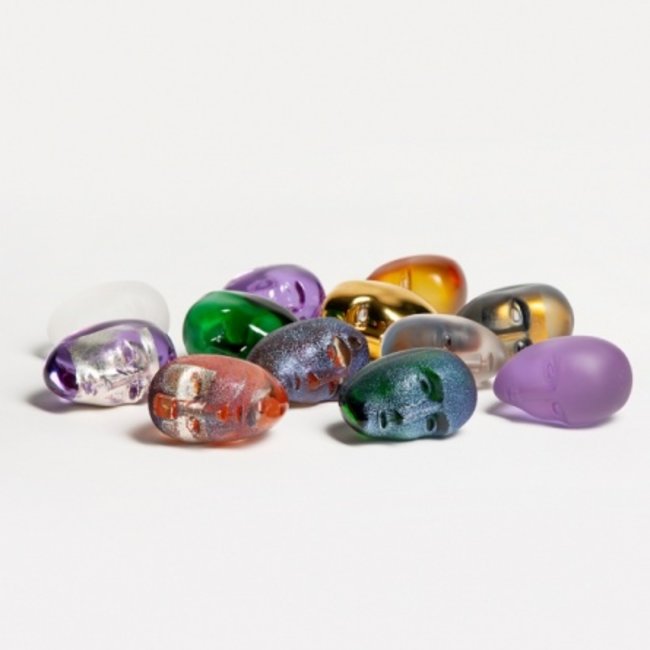 Kosta Boda Brains 'Everything is bettter when we dance'