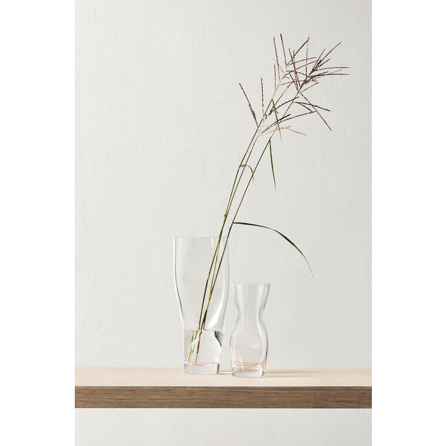 „Squeeze“ – eine transparente Umarmung in Kristall