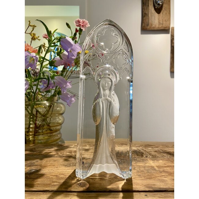 Kristall-Skulptur „Madonna“ nach dem Design von Mats Jonasson
