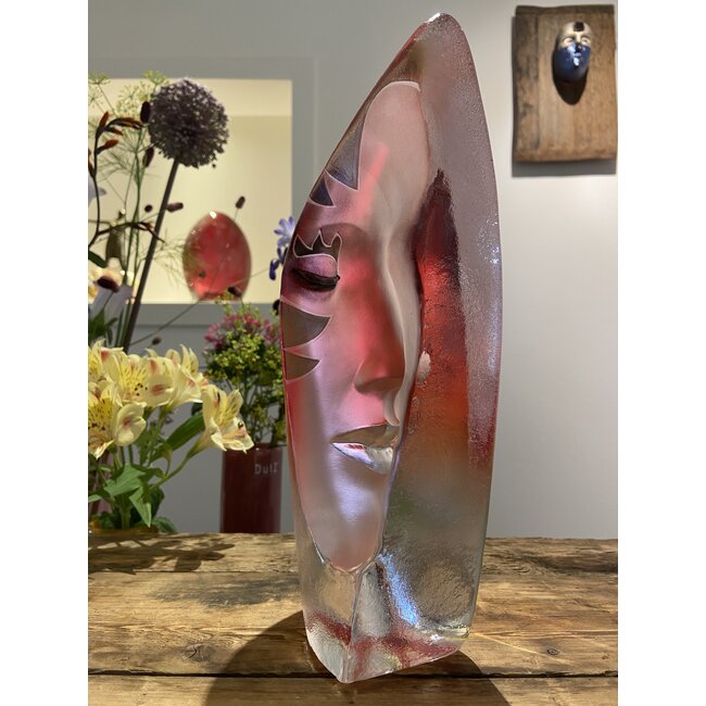 Masquerade – glaskunst sculptuur van Mats Jonasson