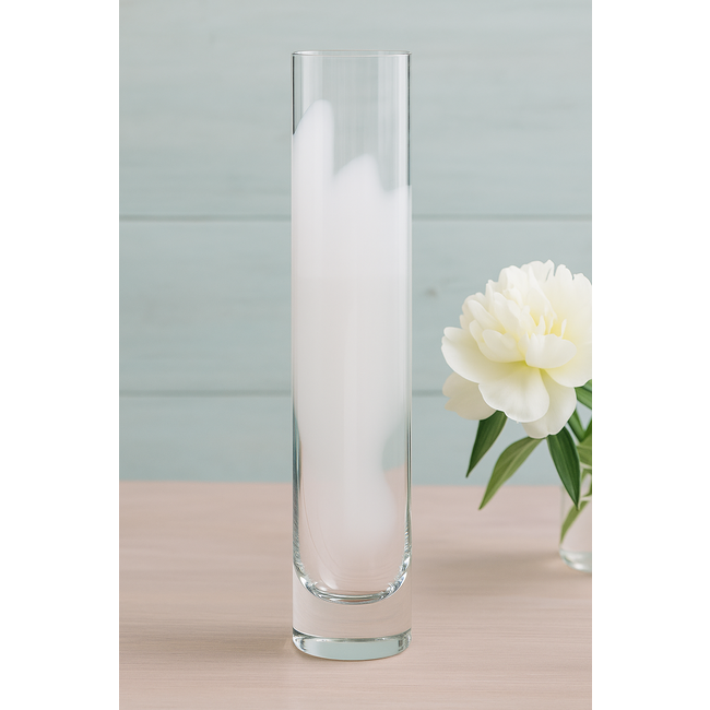 Mundgeblasene Kristallvase mit weiß-nebligem Akzent – hergestellt in Schweden.