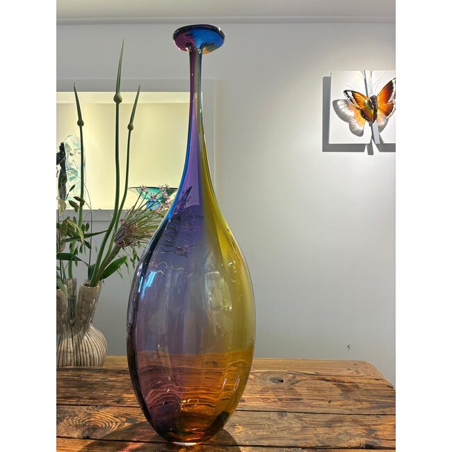 „Fidji XXL“ – Kristallflasche von Kosta Boda, Design von Kjell Engman