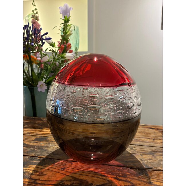 „Horizont“ – Eine Kristallkugel mit Symbolik, Schönheit und Ausgeglichenheit