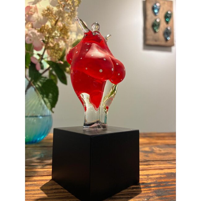Kosta Boda 'Happy Dip Red' – Limited Art Crystal by Kjell Engman