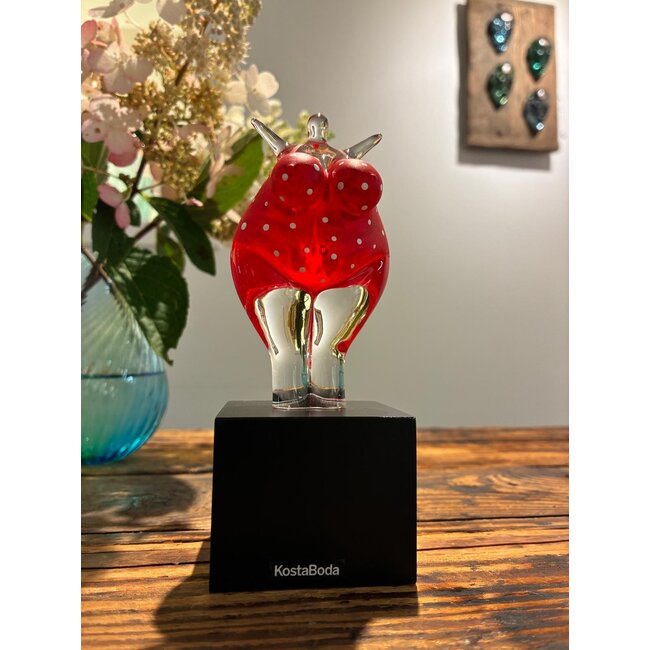 Kosta Boda 'Happy Dip Red' – Limited Art Crystal by Kjell Engman