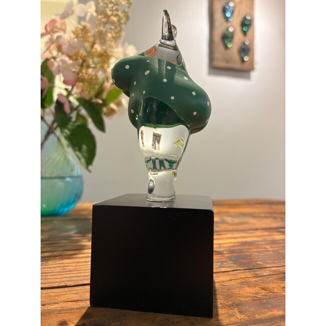 Kosta Boda „Happy Dip Green” – Kristallobjekt von Kjell Engman, limitiert