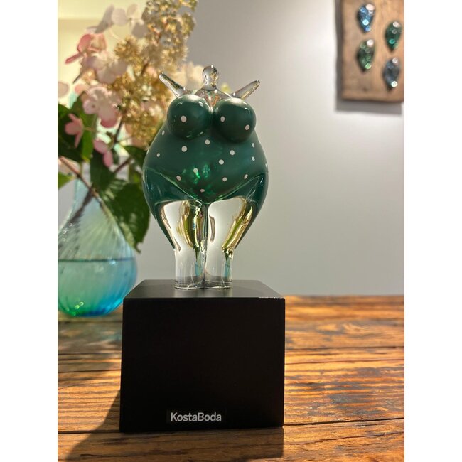 Kosta Boda 'Happy Dip Green' – Limited Art Crystal by Kjell Engman