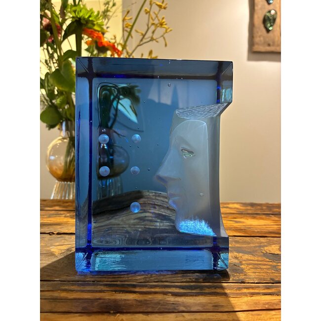 Kosta Boda Bertil Vallien Azur Look – Handgemaakt Zweeds kristallen unstobject in diepblauwe, Gelimiteerde oplage