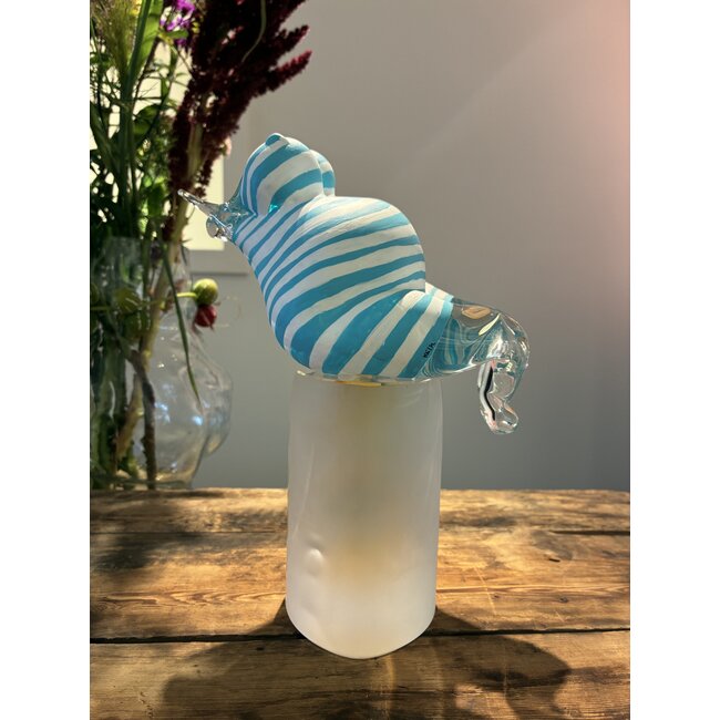 Kjell Engman dame in gestreept badpak – Uniek Scandinavische glaskunst Kosta Boda