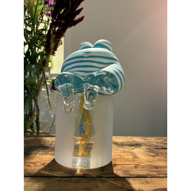 Kjell Engman „Dame im gestreiften Badeanzug” – einzigartige skandinavische Glaskunst Kosta Boda