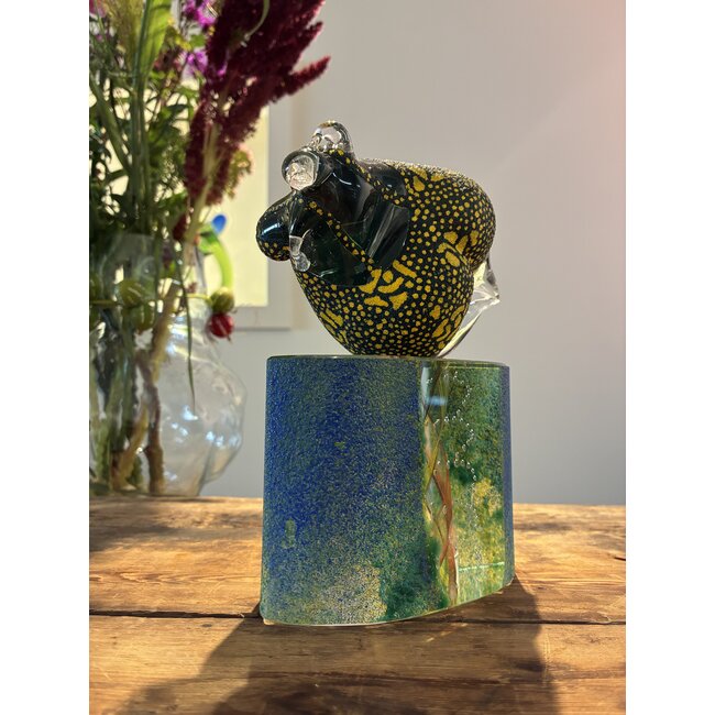 Kjell Engman – „Traum in Gelb” vvoller Lebensfreude und Licht, getragen von einer Spirale aus Farben