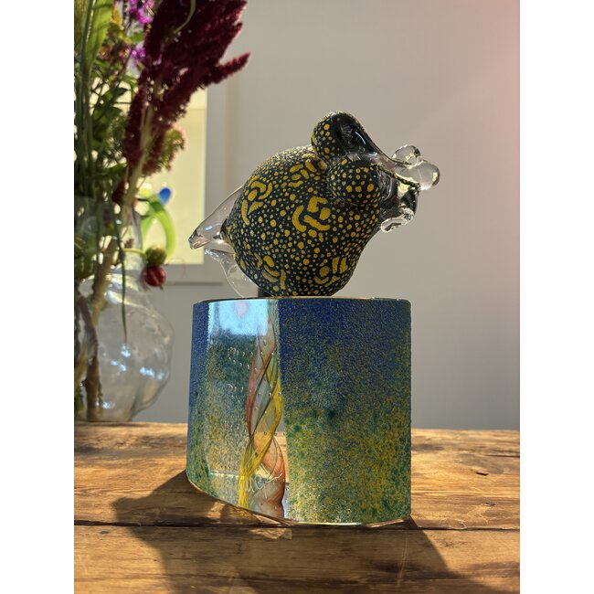 Kjell Engman – Droom in Geel vol Levenslust en Licht, gedragen door een Spiraal van Kleur