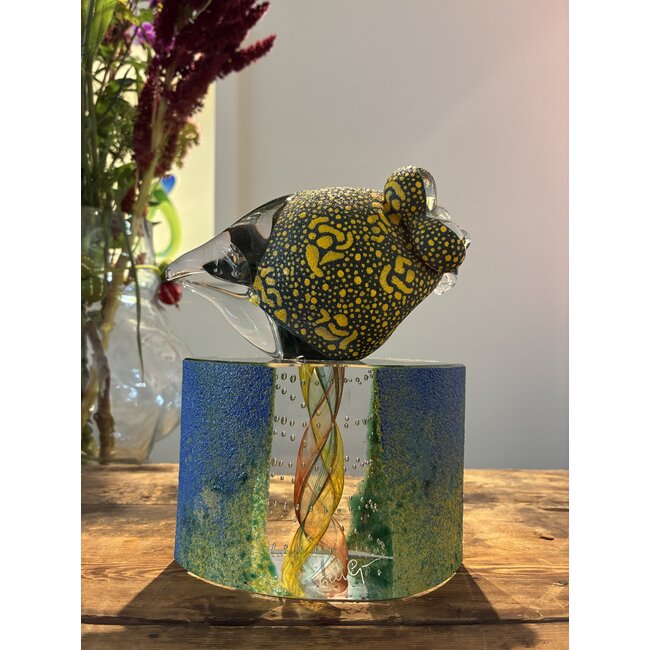 Kjell Engman – „Traum in Gelb” vvoller Lebensfreude und Licht, getragen von einer Spirale aus Farben