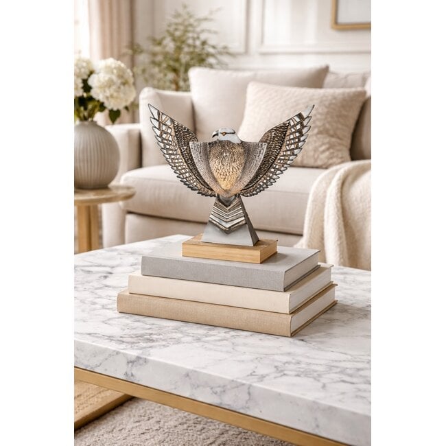 Power – Sculptuur van staal en zuiver kristal (Limited Edition)