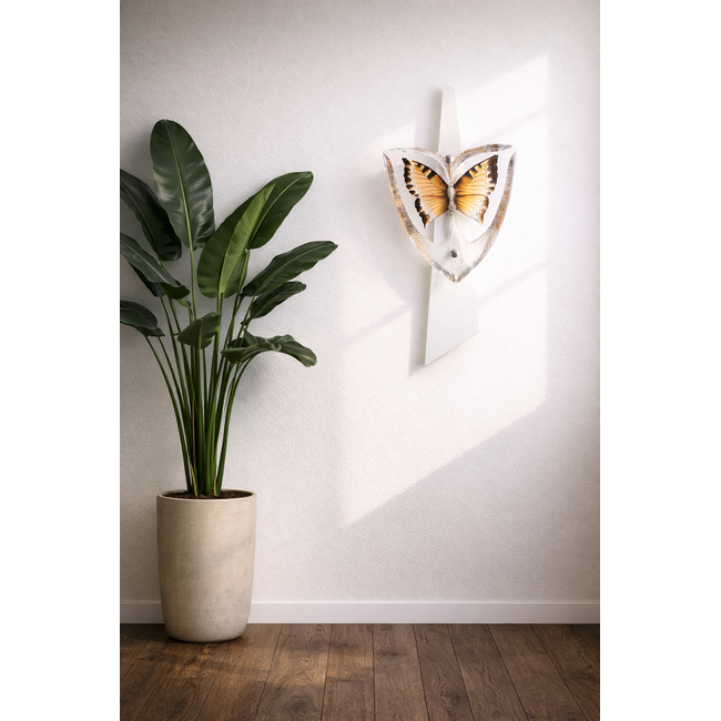 „Flügel aus Licht“ – Kristallschmetterling von Mats Jonasson