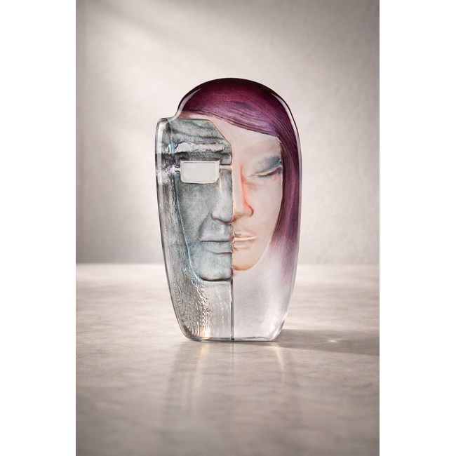 Female – Ausdrucksstarkes Glaskunstobjekt mit zweiseitigem weiblichem Gesicht, entworfen von Mats Jonasson