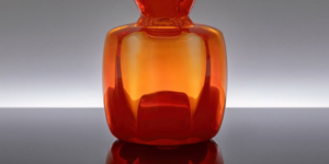 Het Oranjevaasje: Nederlandse glastraditie, koninklijke symboliek en het verhaal van achter het beroemde Oranjevaasje