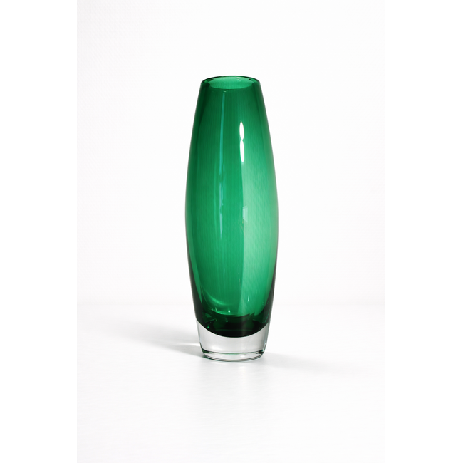 Saturday Craft – Handgeblasene Kristallvase in tiefem Grün aus der Kollektion Days