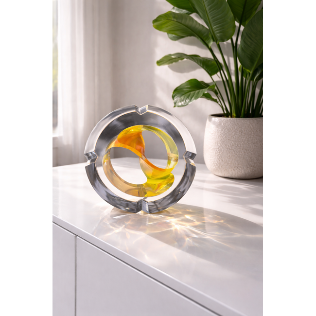 Modern glaskunstobject van Jessica Homich – Sculpturaal design met warme kleurnuances