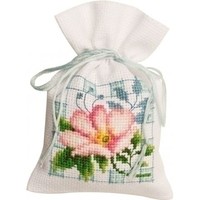 Kruidenzakje roze bloemen II 0146544