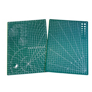 Hobby & Crafting Fun Snijmat groen 2 mm dik 30 x 45 cm Hobby & Crafting Fun Snijmat groen 2 mm dik 30 x 45 cm