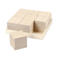 Houten blokken 4 x 4 x4 cm  9 stuks