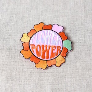 Mediac Applicatie Kleding Flower Power ca. Ø 7 cm