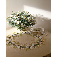 Borduurpakket tafellaken madeliefjes 140 x 205 cm  12-4404