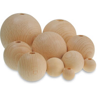 Houten kralen half ingeboord