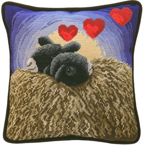 Bothy Threads Bothy Threads Voorbedrukt Borduurkussen Hearts And Hugs tpy03