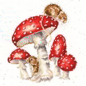 Bothy Threads Bothy Threads Borduurpakket The Fairy Ring XHD101