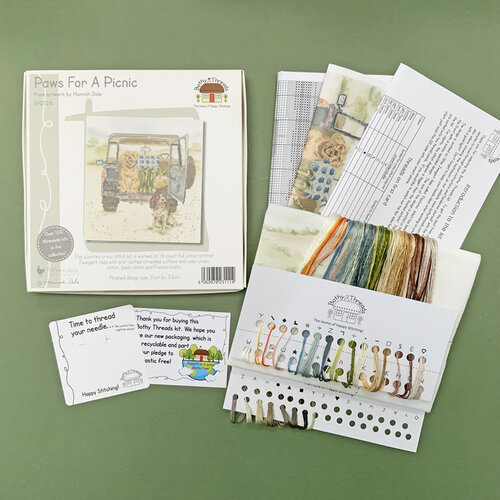 Bothy Threads Bothy Threads borduurpakket Paws For A Picnic  XHD126