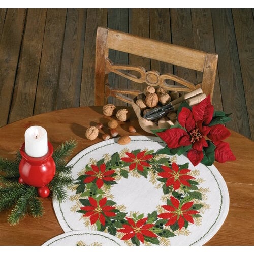 Eva Rosenstand Eva Rosenstand Rond Tafellaken Rode Kerstster 05-3861 ca. 42 cm Eva Rosenstand Eva Rosenstand Rond Tafellaken Rode Kerstster 05-3861 ca. 42 cm