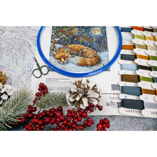 Leti Stitch Leti Stitch borduurpakket Frosted Dreams 26 x 26 cm