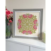 Bothy Threads Borduurpakket Celtic Poppies