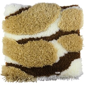 Pako Pako knoopkussen fluffy in neutrale kleuren