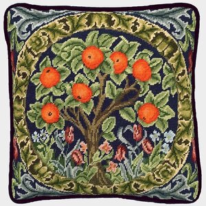 Bothy Threads Bothy Threads Petit Point Borduurkussen Orange Tree