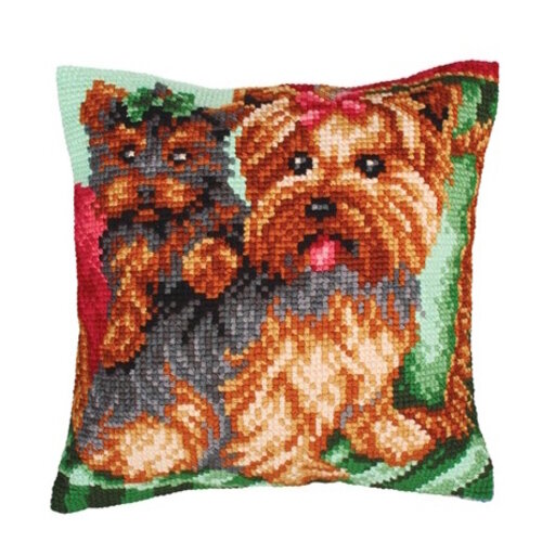 Collection D Art Borduurkussen Dogs on the Armchair 40 x 40 cm Collection D Art Borduurkussen Dogs on the Armchair 40 x 40 cm