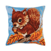 Borduurkussen Squirrel with a Nut 40 x 40 cm