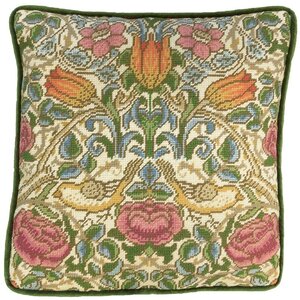 Bothy Threads Bothy Threads Petit Point Borduurkussen Rose Tapestry