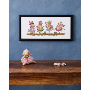 Permin Permin borduurpakket Dancing Pigs 92-5420 Permin Permin borduurpakket Dancing Pigs 92-5420