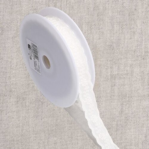 Mediac Kant lint met bloemenmotief 24 mm Mediac Kant lint met bloemenmotief 24 mm