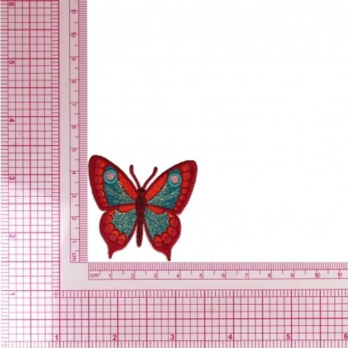 Mediac Applicatie Vlinder Rouge 5 cm opstrijkbaar Mediac Applicatie Vlinder Rouge 5 cm opstrijkbaar