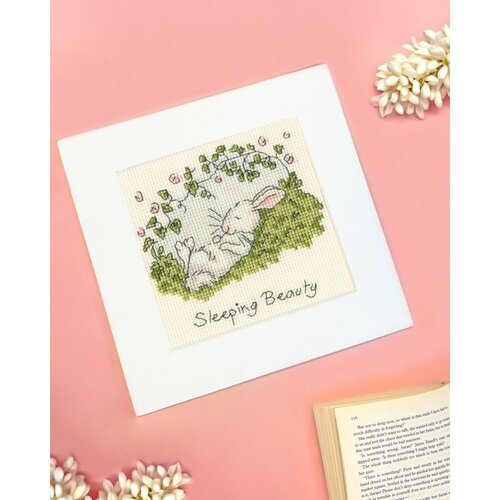 Bothy Threads Bothy Threads Borduurpakket Sleeping Beauty