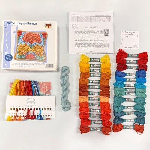 Bothy Threads Bothy Threads Petit Point borduur kussen Caustic Chrysanthemum