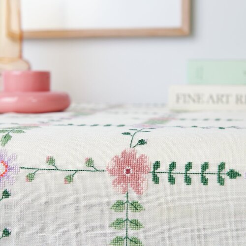 Rico Design Borduurpakket tafelloper weidebloemen 42 x 164 cm Rico Design Borduurpakket tafelloper weidebloemen 42 x 164 cm