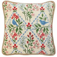 Bothy Threads Petit Point Borduurkussen Birds And Blossoms