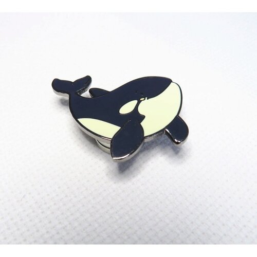 Leti Stitch Needle Minder Playful Whale