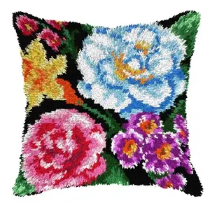 Orchidea Smyrna Knoopkussen Fleurige Bloemen 40 x 40 cm SA4228 Orchidea Smyrna Knoopkussen Fleurige Bloemen 40 x 40 cm SA4228